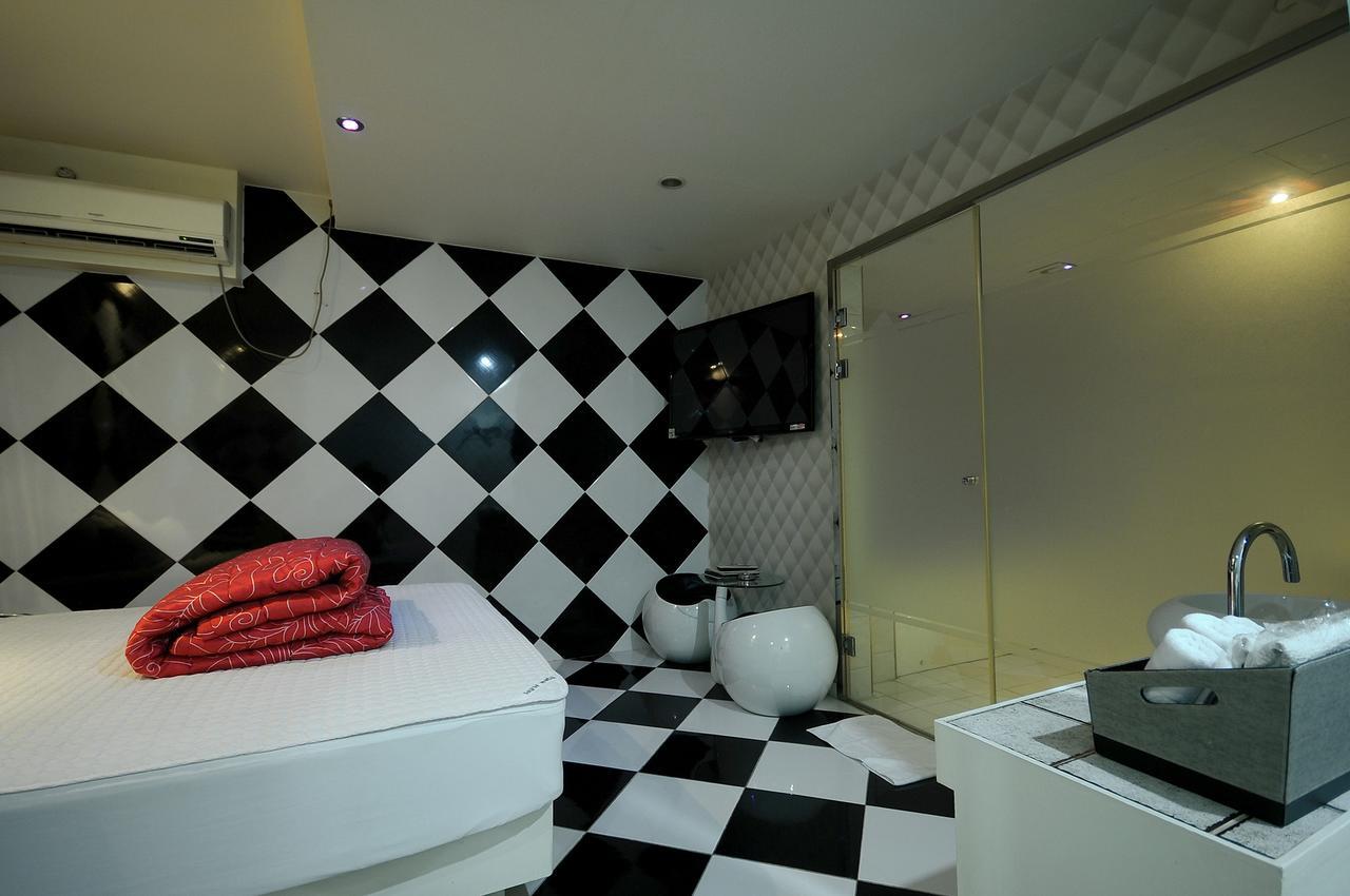 Wow Motel Busan Bagian luar foto